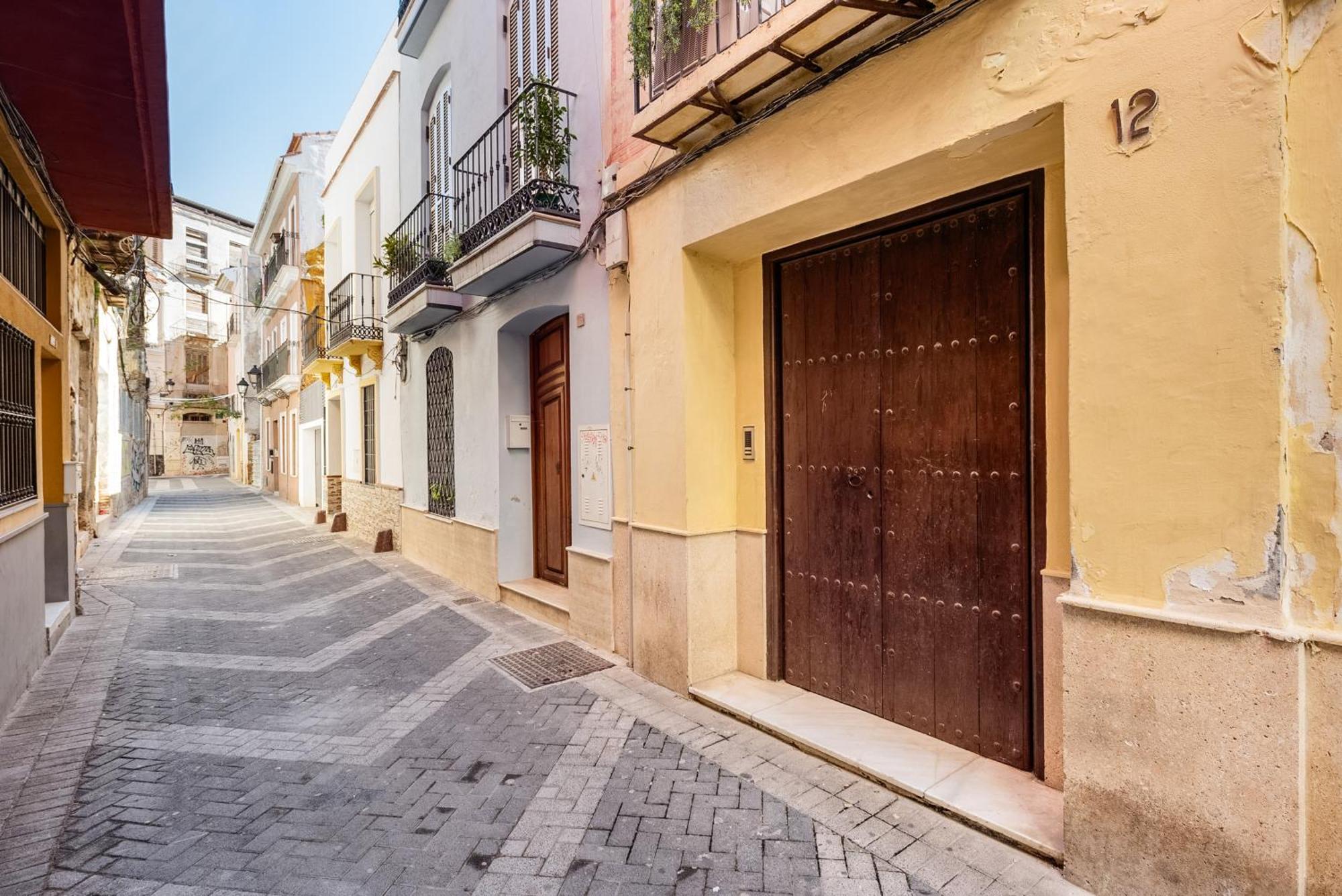 Urbanchicmalaga 2Bedroom Oasis In Historic Malaga Centre Dış mekan fotoğraf