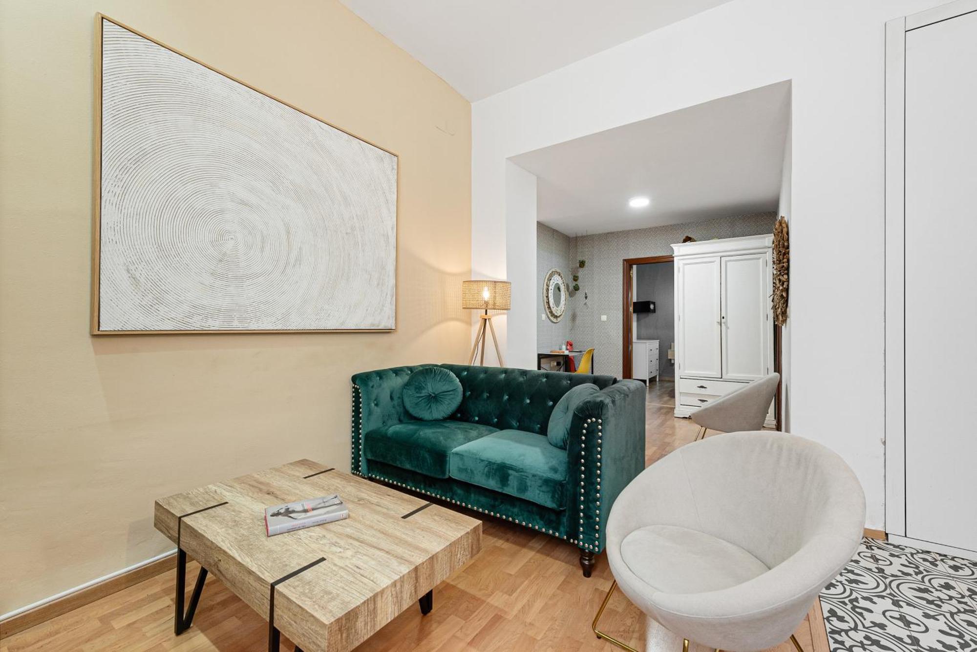 Urbanchicmalaga 2Bedroom Oasis In Historic Malaga Centre Dış mekan fotoğraf