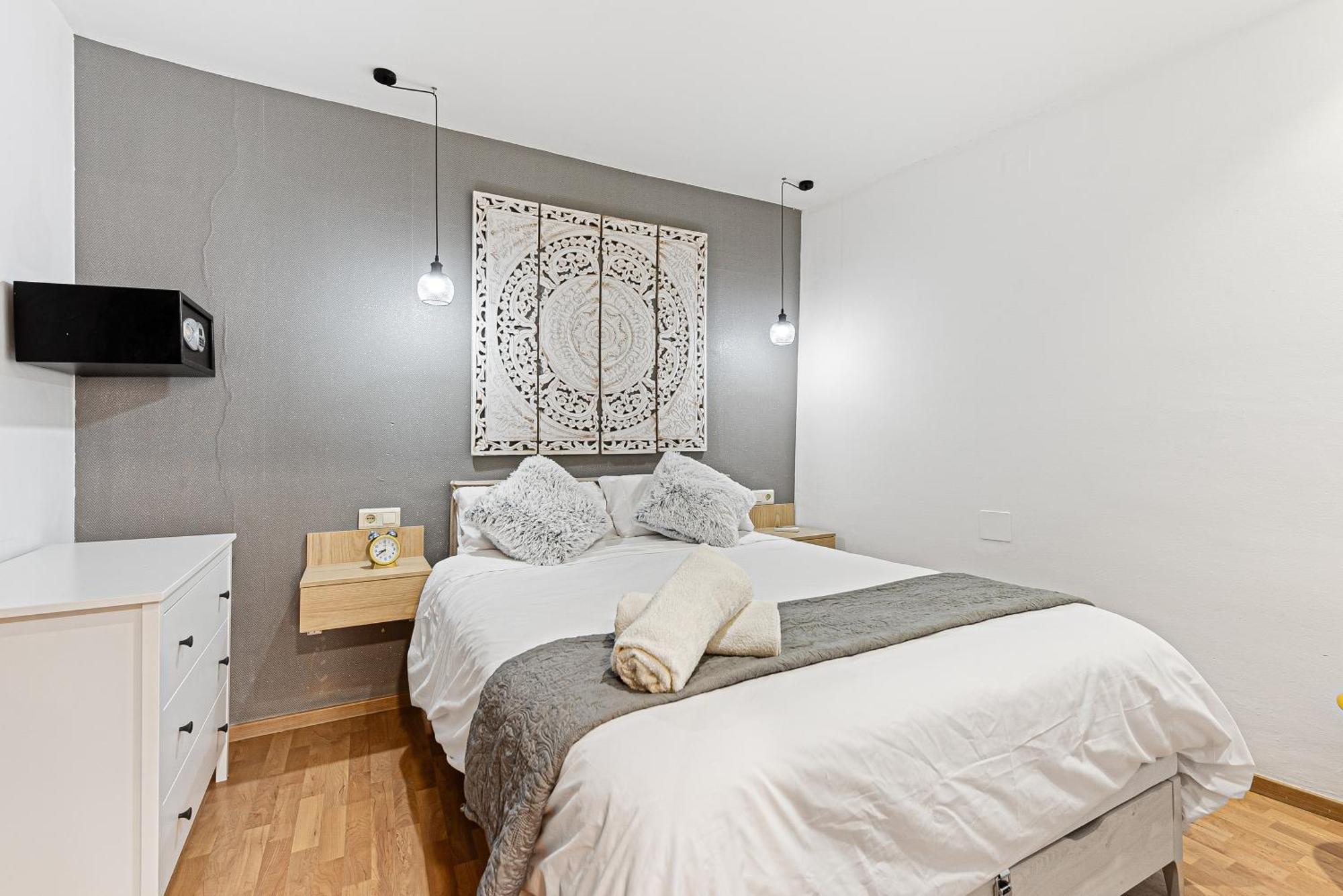 Urbanchicmalaga 2Bedroom Oasis In Historic Malaga Centre Dış mekan fotoğraf